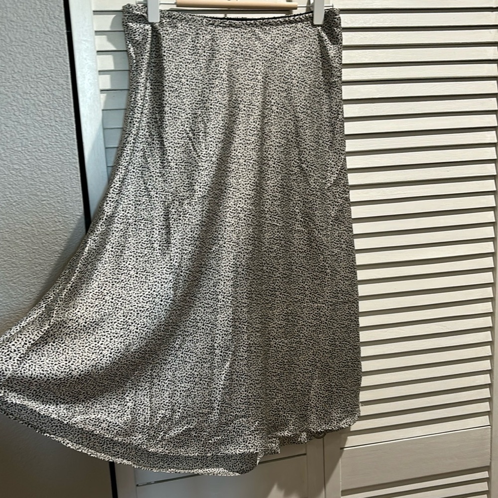 Silky midi skirt